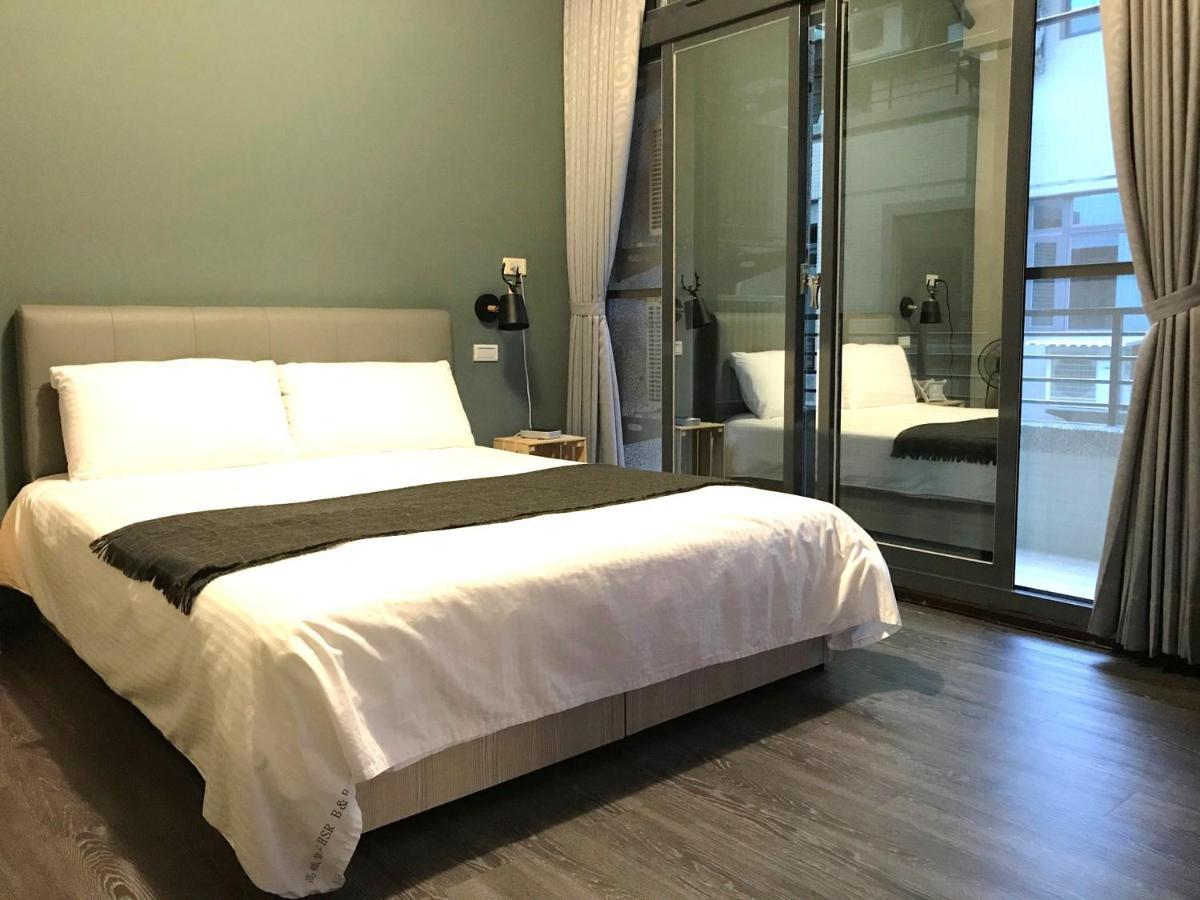 高鐵背包客 Hsr Bnb 桃園民宿 063號 Zhongli Rom bilde